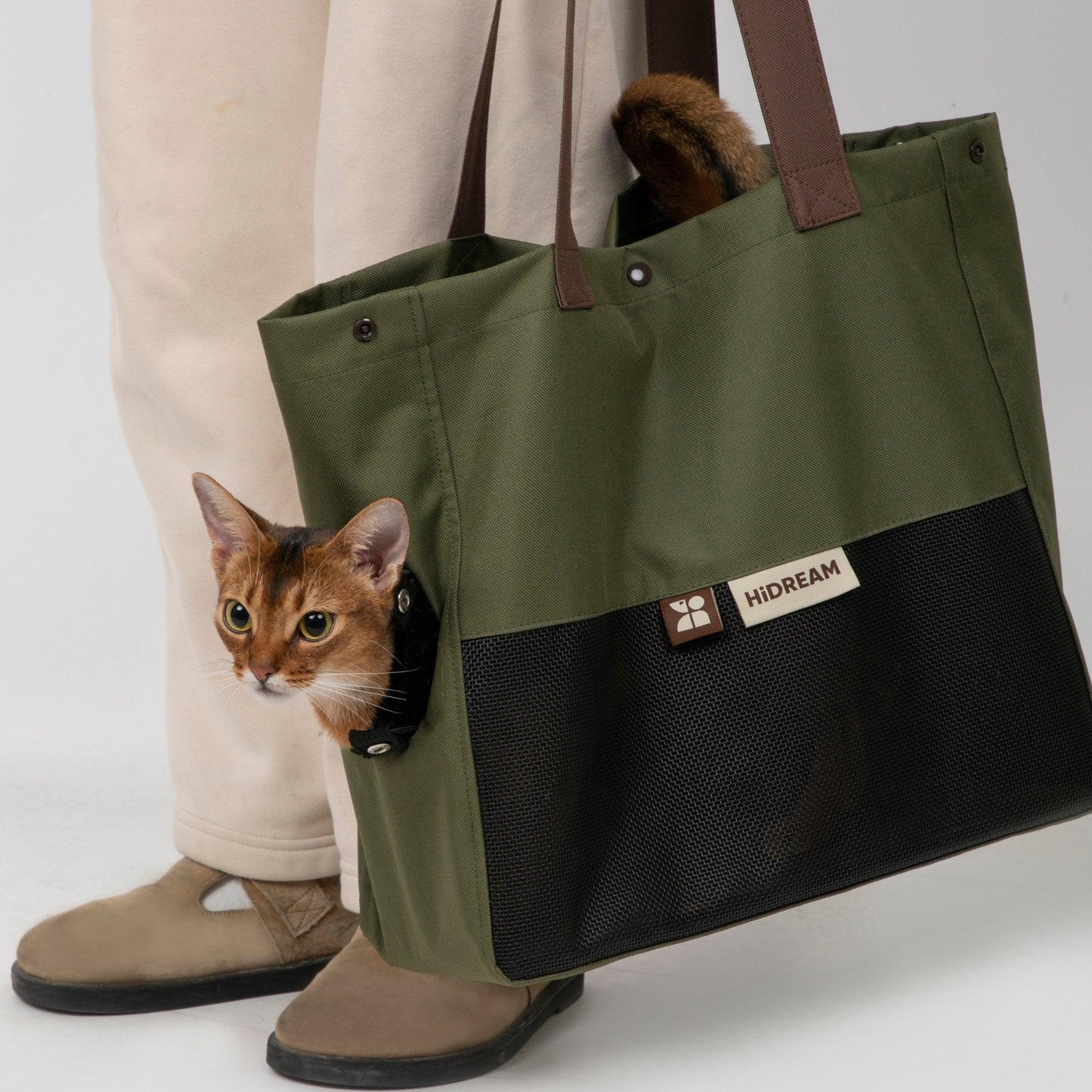 HiDREAM Clashing Go Out Portable Pet Bag Comfortable Adjustable Padded Shoulder Breathable Mesh - PetzyMart