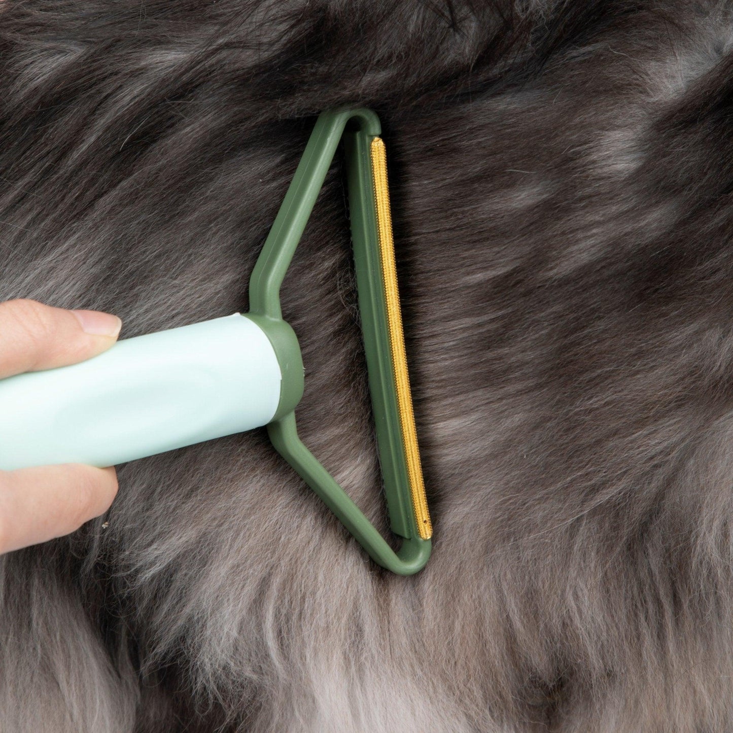 HiDREAM Pet Hair Remover Easy use uneasy damaged pet hair brush - PetzyMart